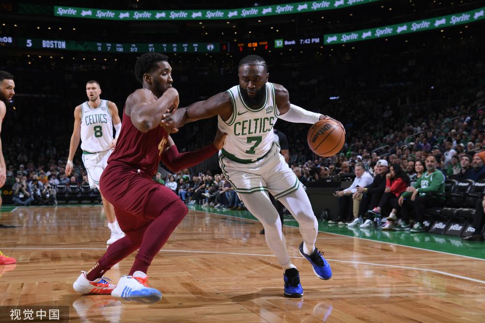 年轻球员培 年轻球员培