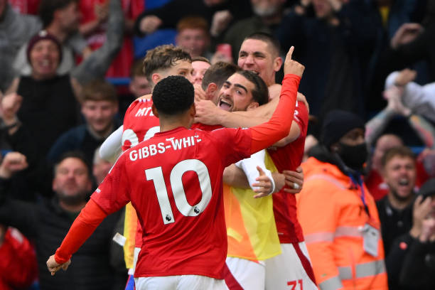 帮助米兰在 帮助米兰在